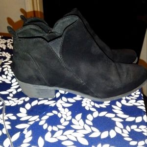 Arizona ankle boots